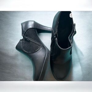 COPY - Solesen seability women’s booties